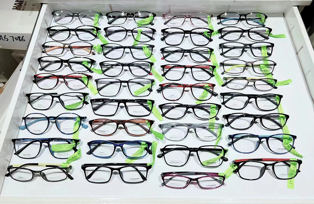 Eyeglasses Detail View 3